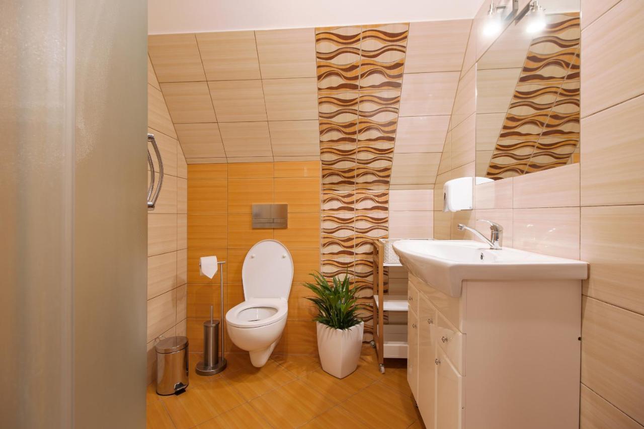 Szmaragd - Sniadania - Znizki Na Termy - Sauna - Bilard - Stoki Narciarskie Ubytování v soukromí